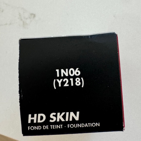 HD SKIN WATERPROOF NATURAL MATTE FOUNDATION (makeup forever) 1N06 (y218) - Picture 2 of 2
